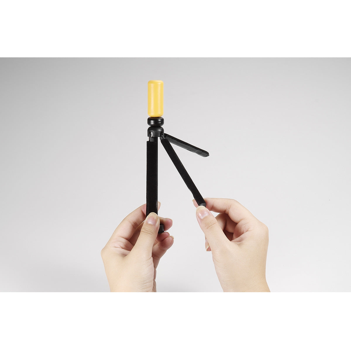 Hercules Stands DS461B TravLite Low-B Flute Stand Flute Stands