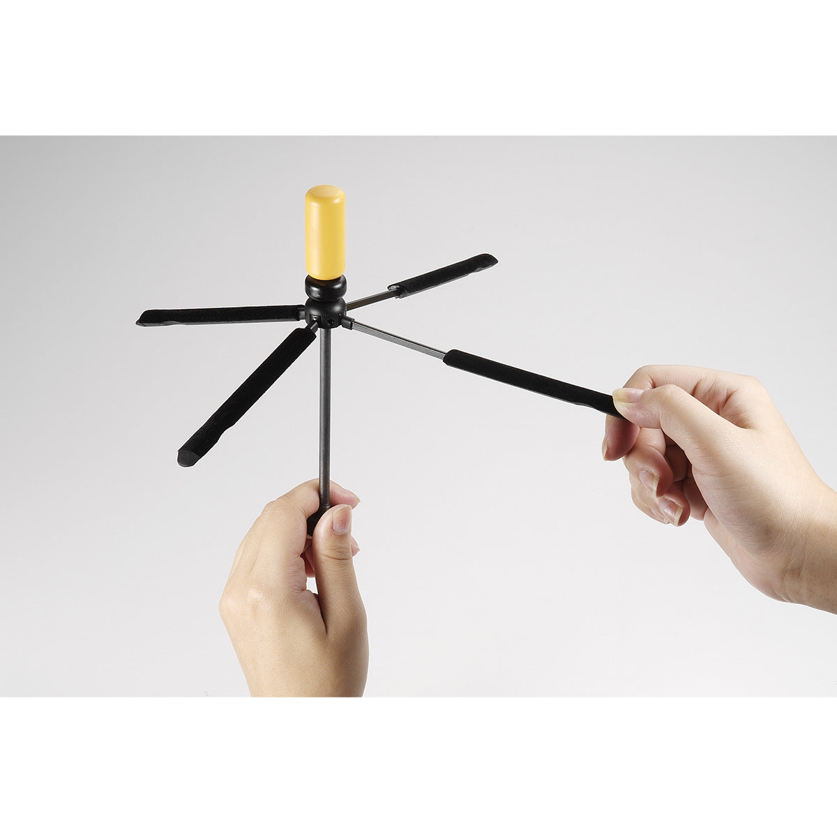 Hercules Stands DS461B TravLite Low-B Flute Stand