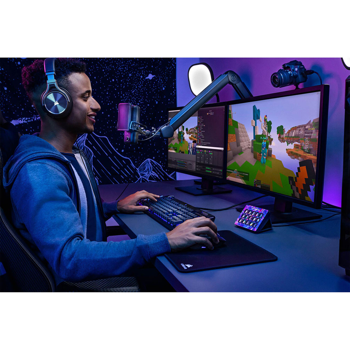 Elgato Stream Deck MK.2 Live Production Streaming Controller interface, 15 Programmable LCD Keys, Black