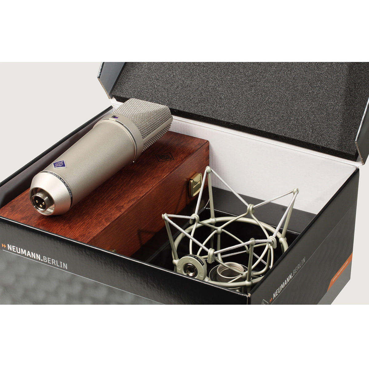 Neumann U 87 Ai Studio Set Large Diaphragm Multipattern Cardioid Condenser Microphone Set - Nickel