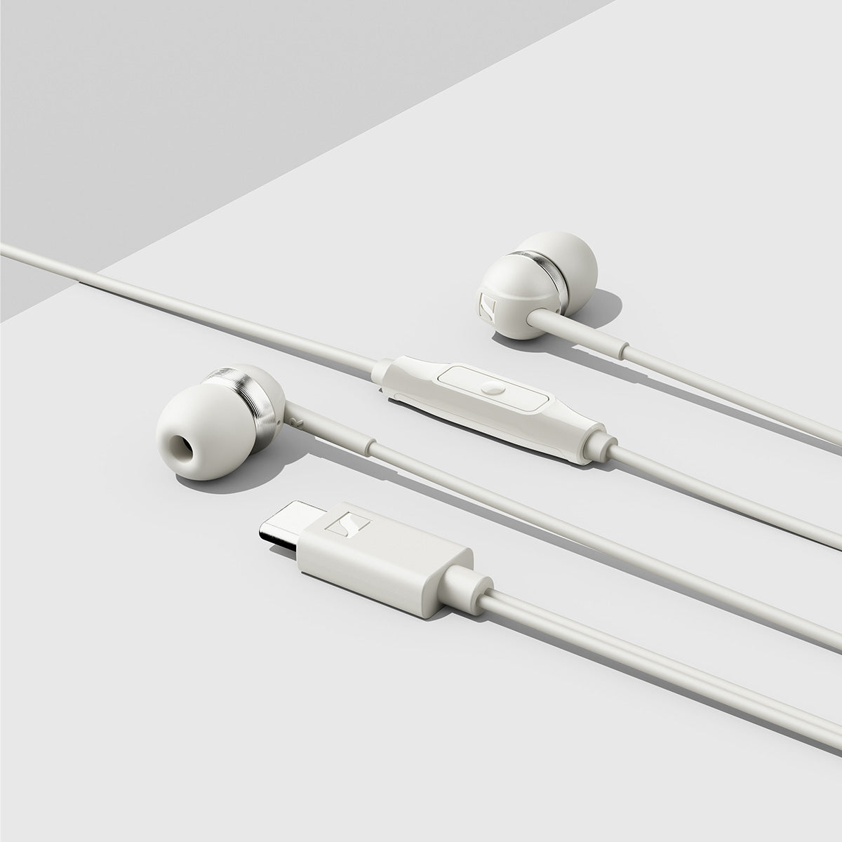 Sennheiser CX 80U – Wired In-ear Headphones with Digital Connectivity via USB C Plug, In-line One-Button Smart Remote for Calls and Music, Closed Earbuds for Noise Cancelling, White