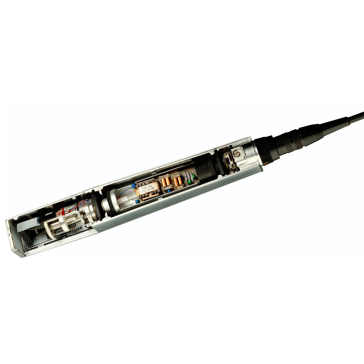 Sennheiser MD 441-U Dynamic Super Cardioid Microphone with MZQ441 Flexible Microphone Stand Adapter