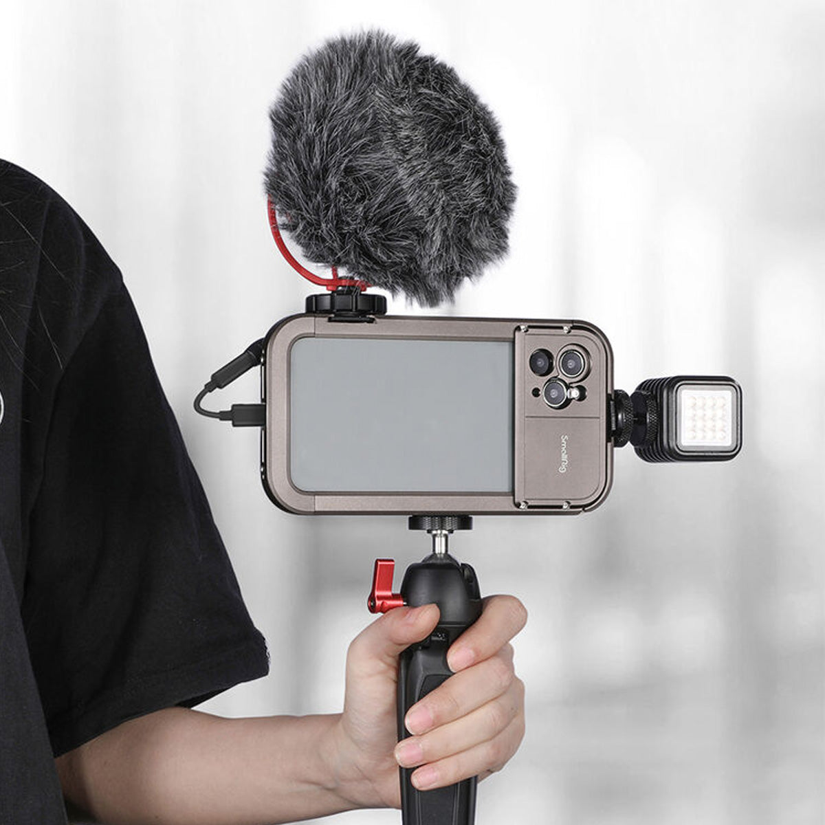 SmallRig Pro Mobile Cage for iPhone 11 Pro (17mm threaded lens version) 2775