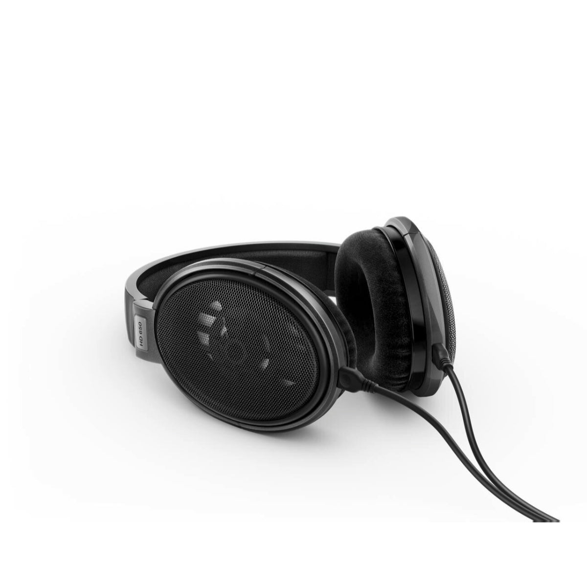 Sennheiser HD 650 Over Ear Audiophile Headphones